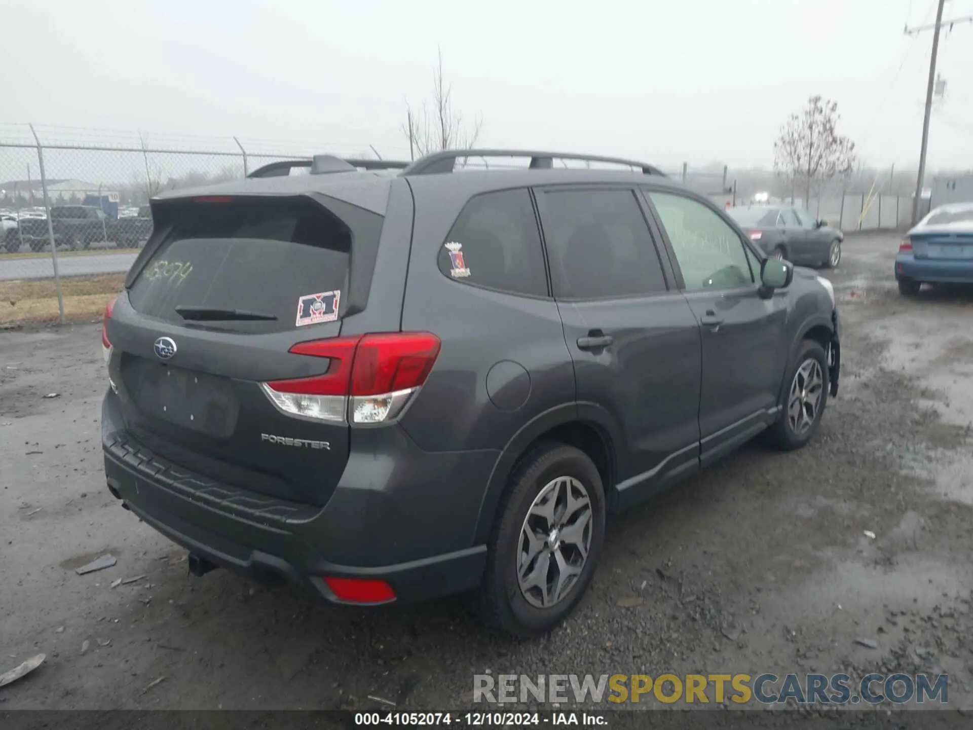 4 Photograph of a damaged car JF2SKAJC7LH518650 SUBARU FORESTER 2020