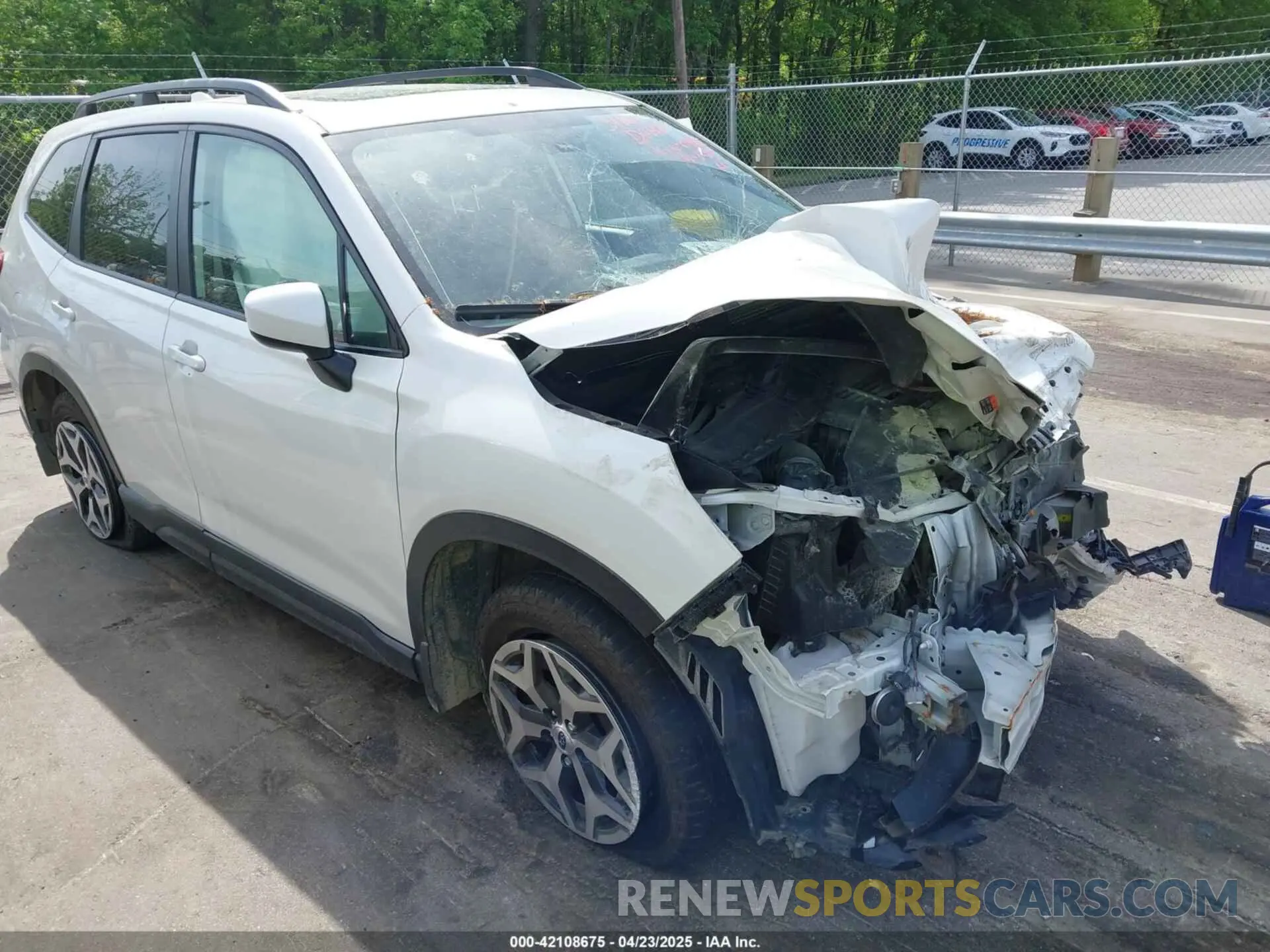 1 Photograph of a damaged car JF2SKAJC8LH430965 SUBARU FORESTER 2020