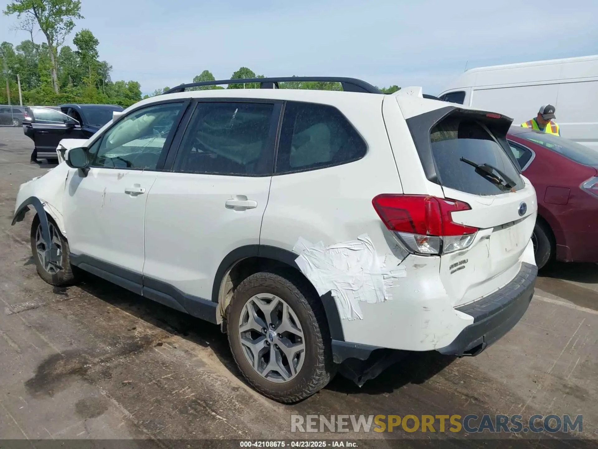 3 Photograph of a damaged car JF2SKAJC8LH430965 SUBARU FORESTER 2020
