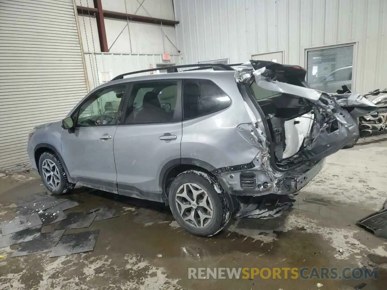 2 Photograph of a damaged car JF2SKAJC8LH582244 SUBARU FORESTER 2020