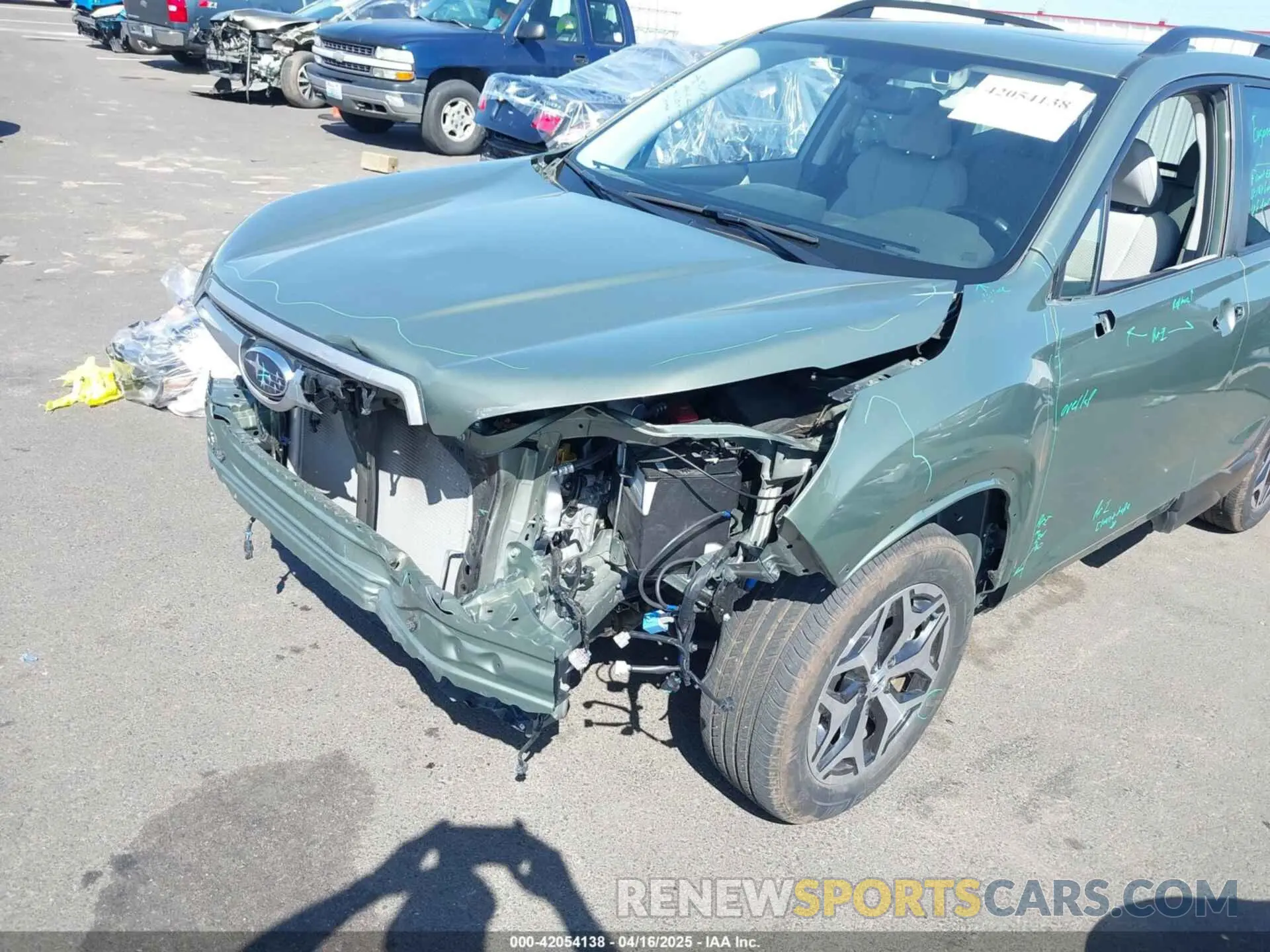 19 Photograph of a damaged car JF2SKAJC9LH551505 SUBARU FORESTER 2020
