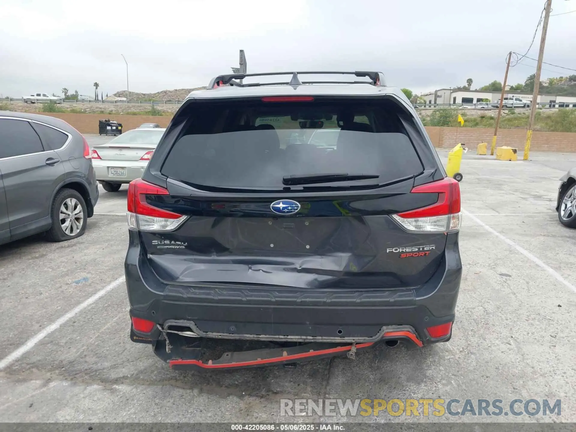 16 Photograph of a damaged car JF2SKAMC5LH506198 SUBARU FORESTER 2020