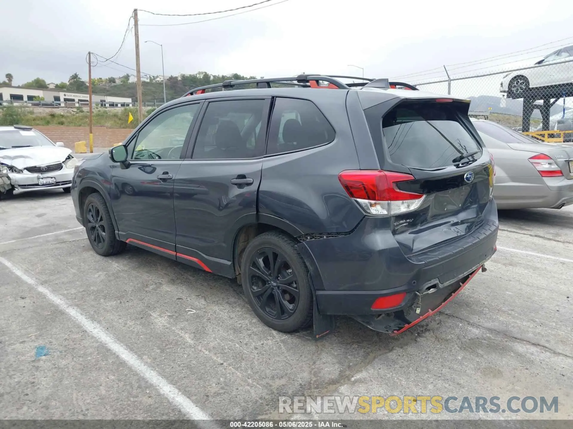 3 Photograph of a damaged car JF2SKAMC5LH506198 SUBARU FORESTER 2020