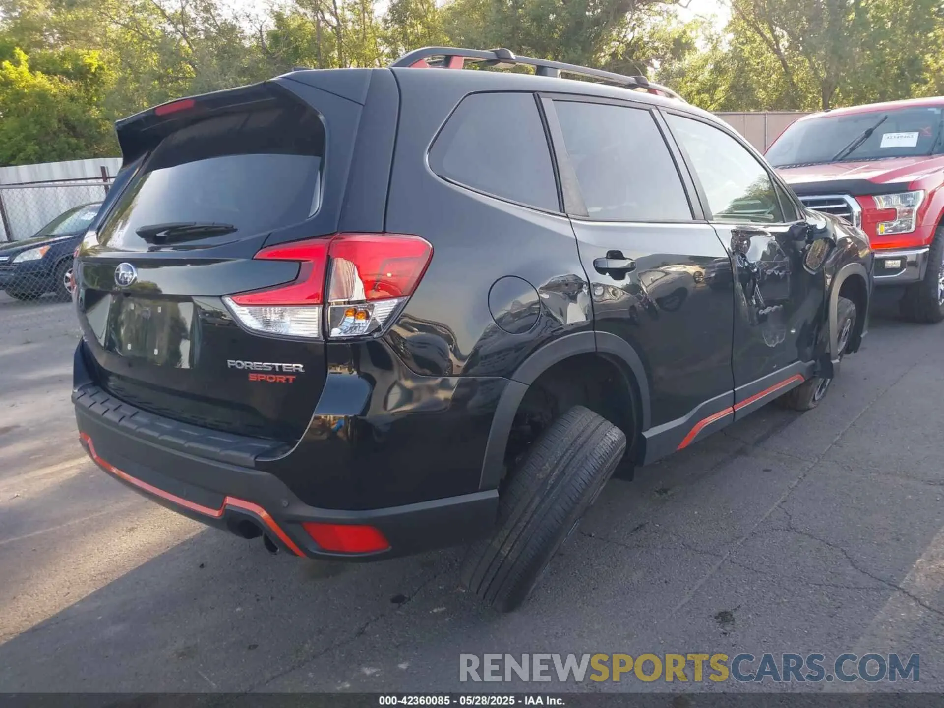 4 Photograph of a damaged car JF2SKAMCXLH501160 SUBARU FORESTER 2020