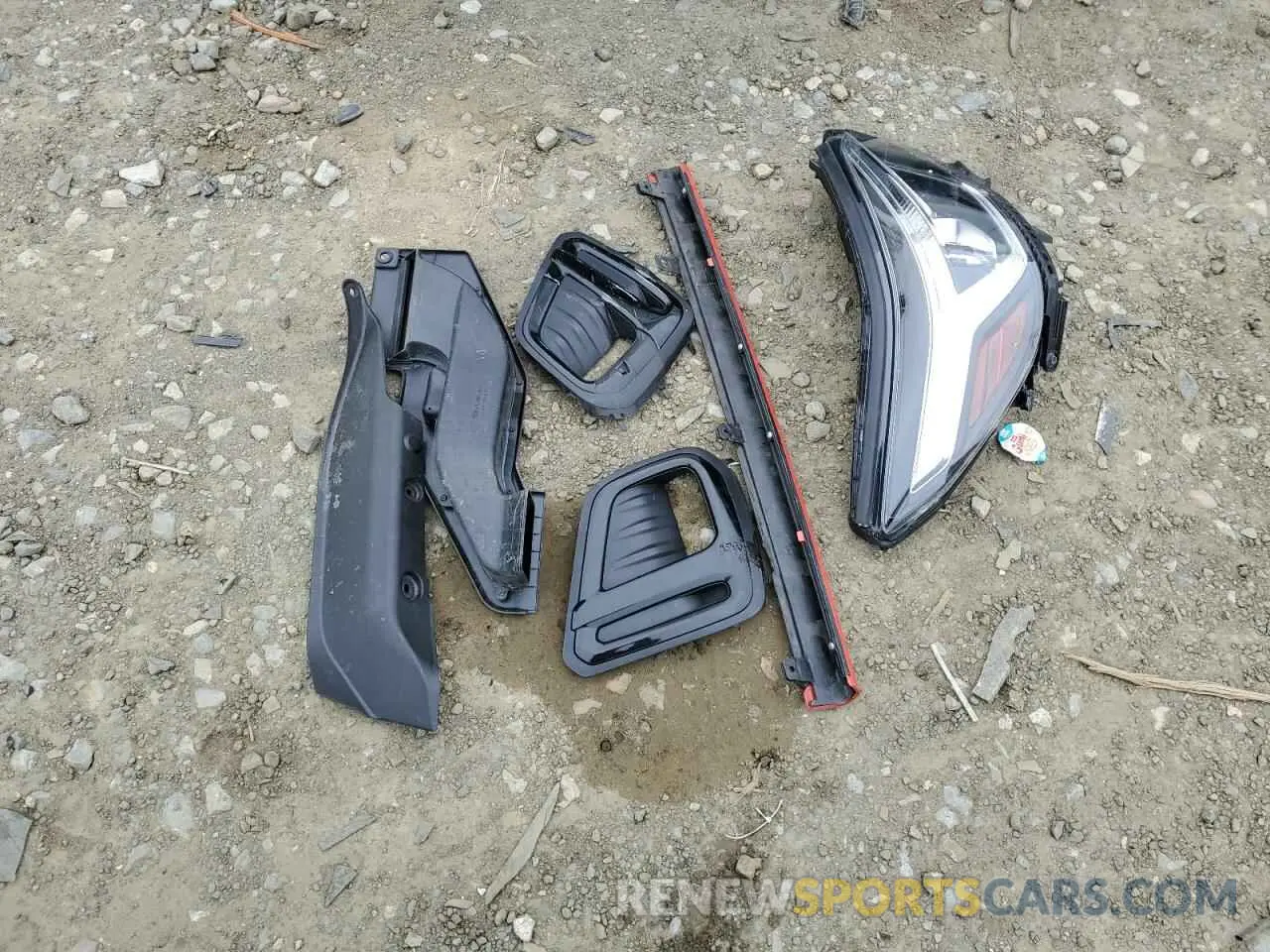 13 Photograph of a damaged car JF2SKARC0LH535729 SUBARU FORESTER 2020