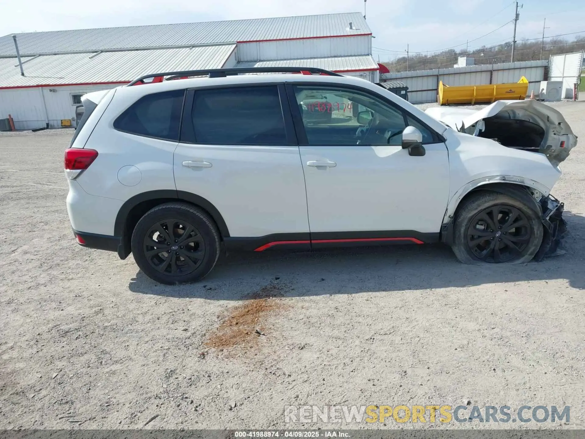 12 Photograph of a damaged car JF2SKARC8LH403611 SUBARU FORESTER 2020