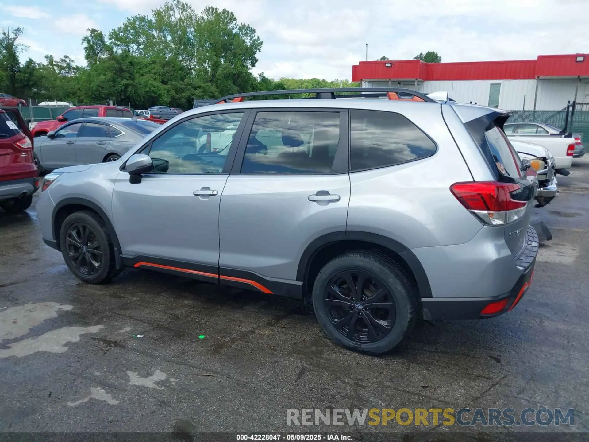15 Photograph of a damaged car JF2SKARC8LH428900 SUBARU FORESTER 2020