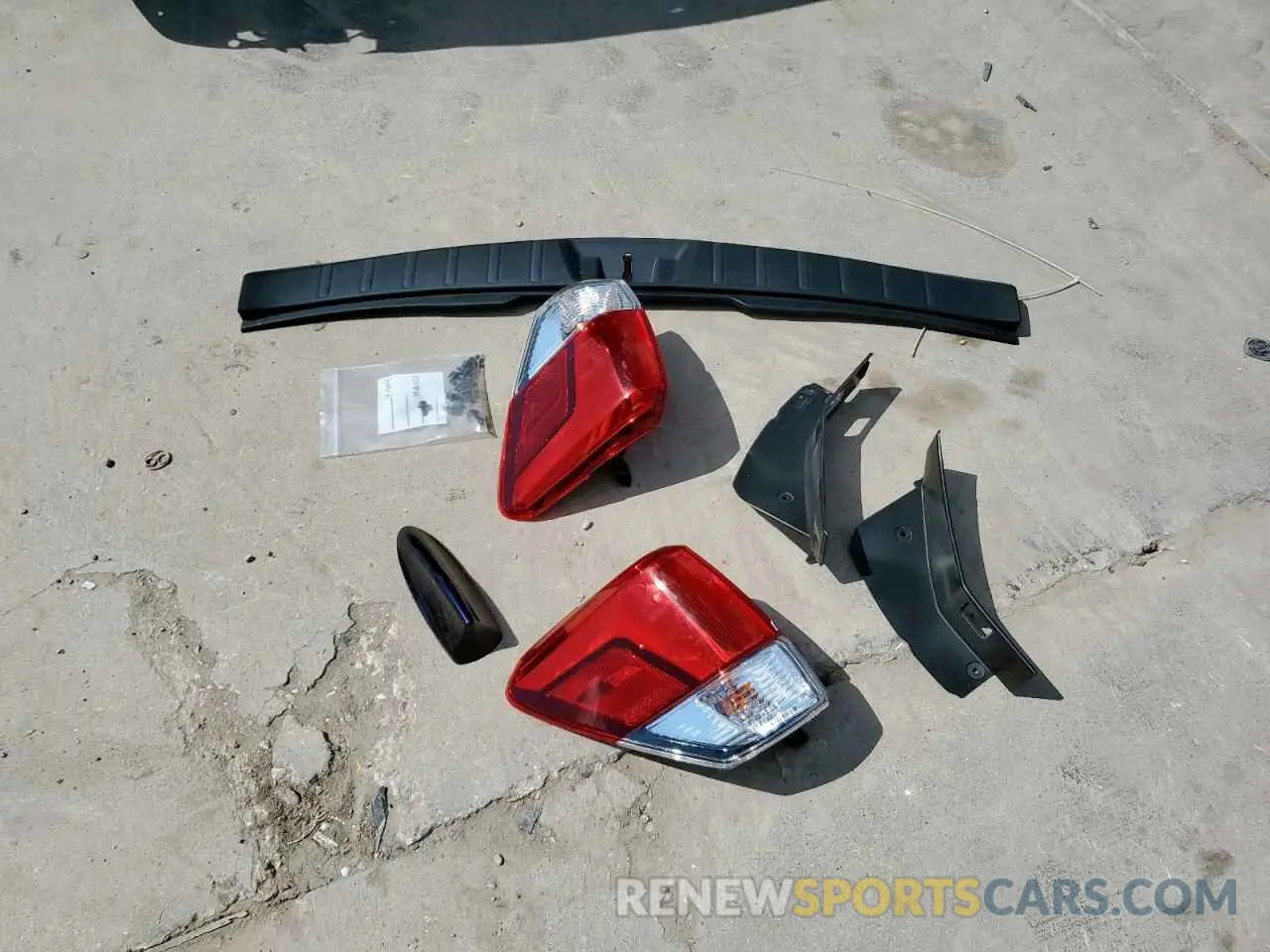 13 Photograph of a damaged car JF2SKARCXLH568754 SUBARU FORESTER 2020
