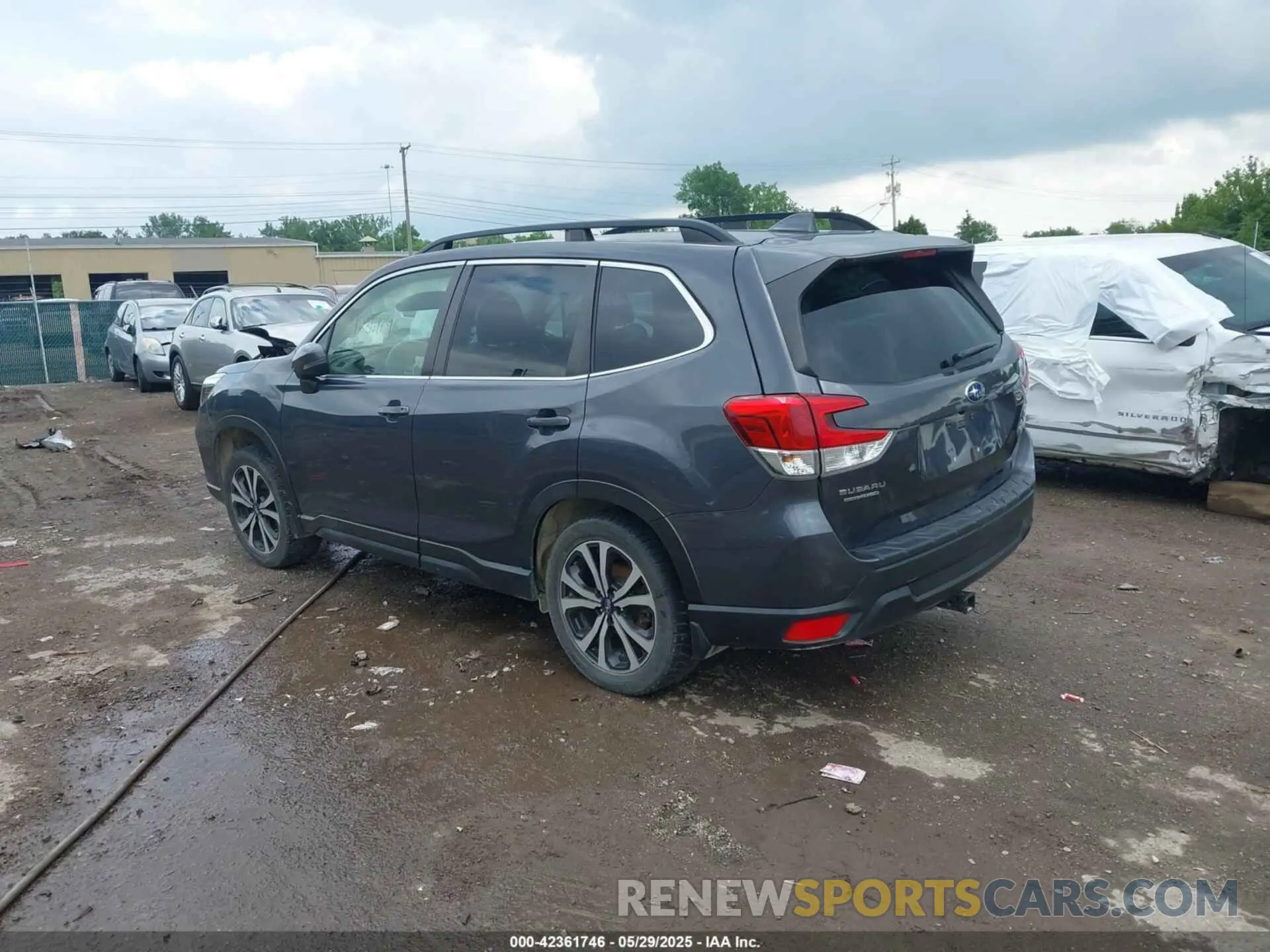 3 Photograph of a damaged car JF2SKASC2LH525195 SUBARU FORESTER 2020