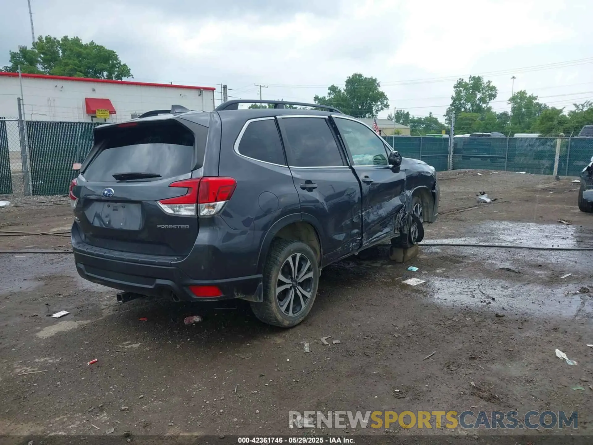 4 Photograph of a damaged car JF2SKASC2LH525195 SUBARU FORESTER 2020