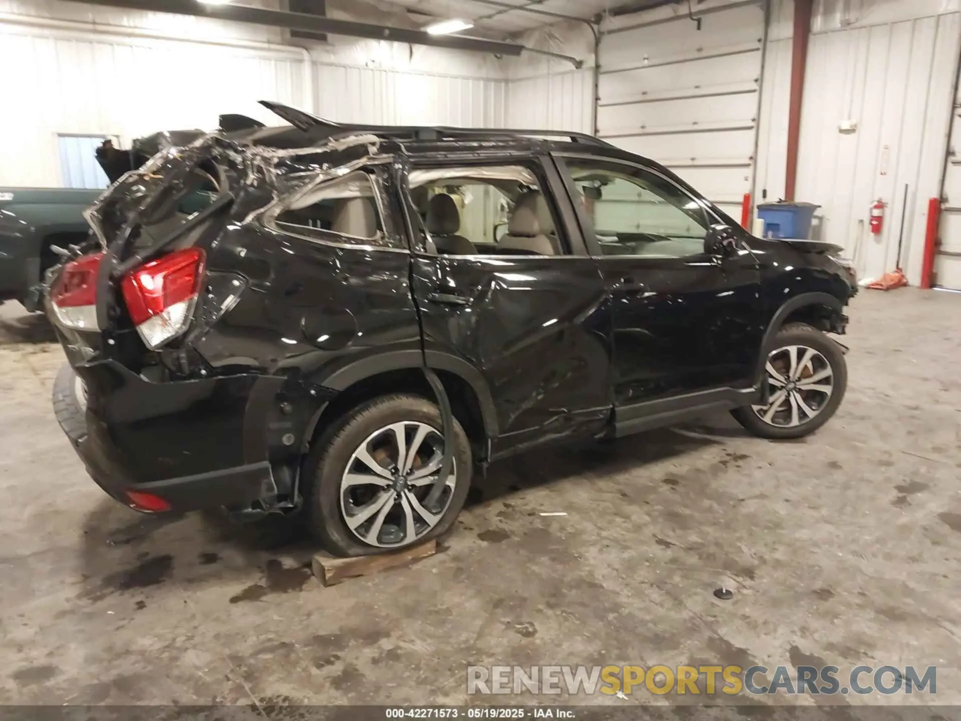 4 Photograph of a damaged car JF2SKASC2LH563350 SUBARU FORESTER 2020