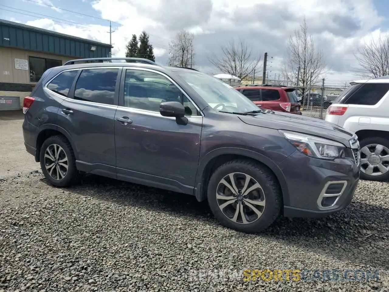 4 Photograph of a damaged car JF2SKASC4LH407469 SUBARU FORESTER 2020