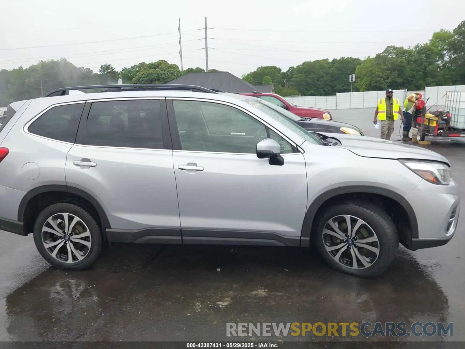 12 Photograph of a damaged car JF2SKAUC0LH555924 SUBARU FORESTER 2020