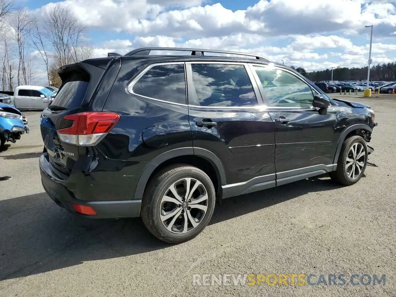 3 Photograph of a damaged car JF2SKAUC2LH528319 SUBARU FORESTER 2020