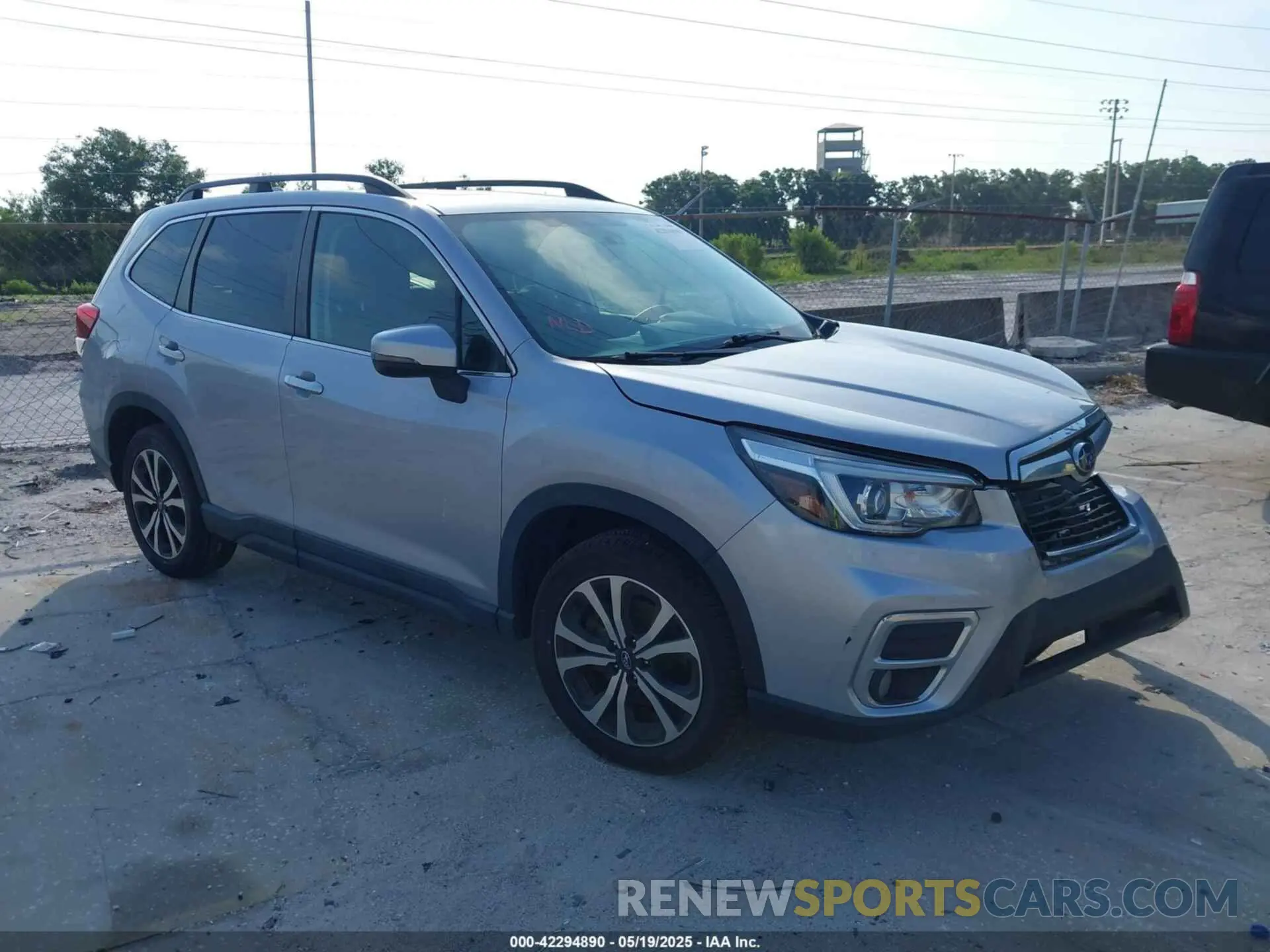 1 Photograph of a damaged car JF2SKAUC5LH513197 SUBARU FORESTER 2020