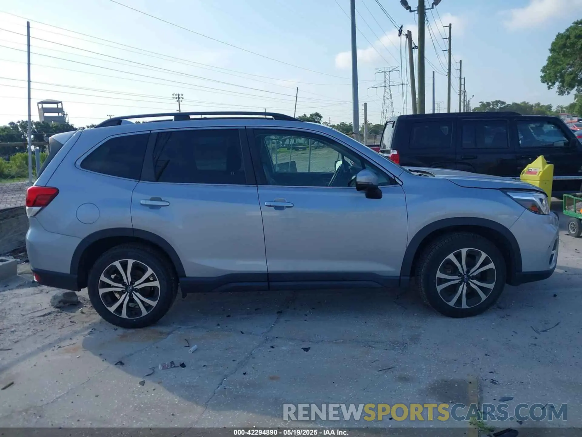 14 Photograph of a damaged car JF2SKAUC5LH513197 SUBARU FORESTER 2020