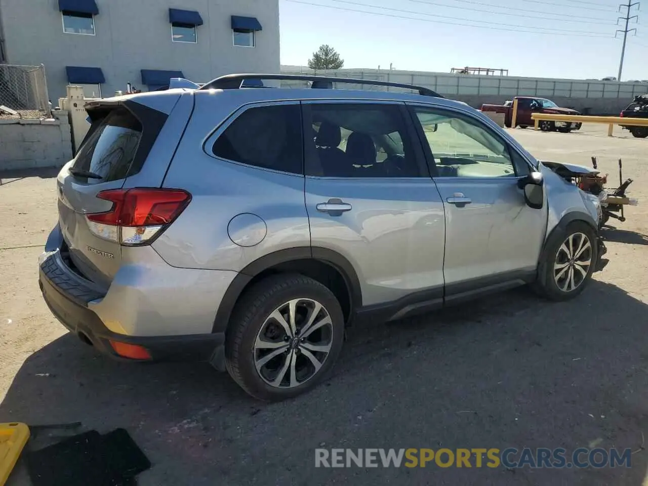 3 Photograph of a damaged car JF2SKAUC6LH460543 SUBARU FORESTER 2020
