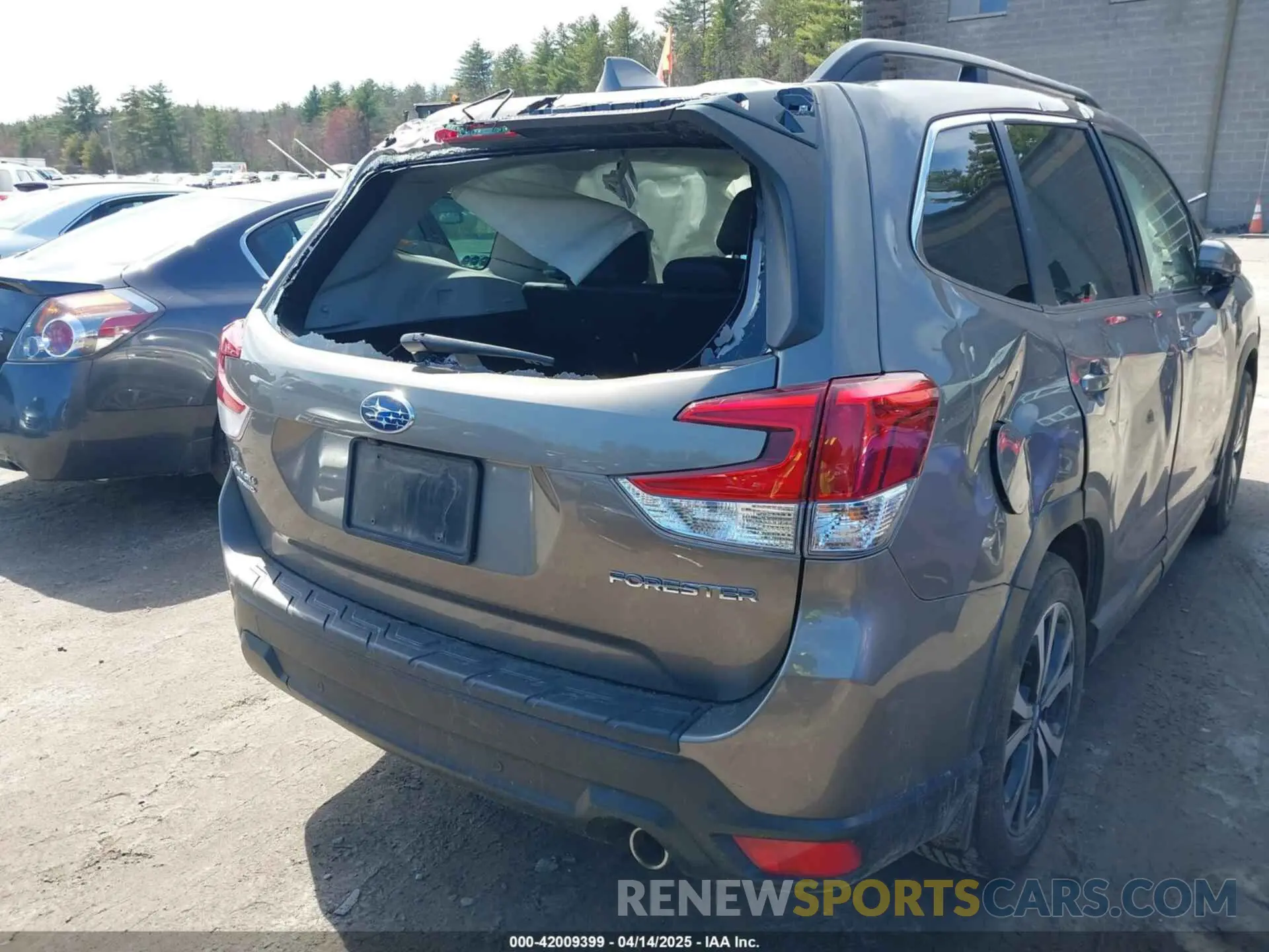 16 Photograph of a damaged car JF2SKAUC6LH480386 SUBARU FORESTER 2020