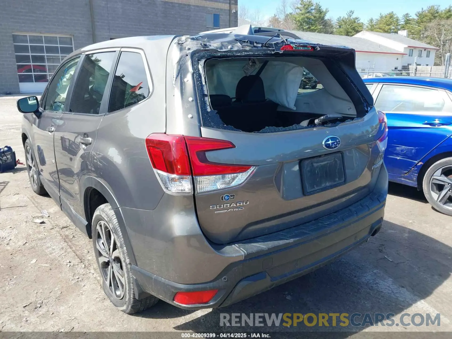 6 Photograph of a damaged car JF2SKAUC6LH480386 SUBARU FORESTER 2020