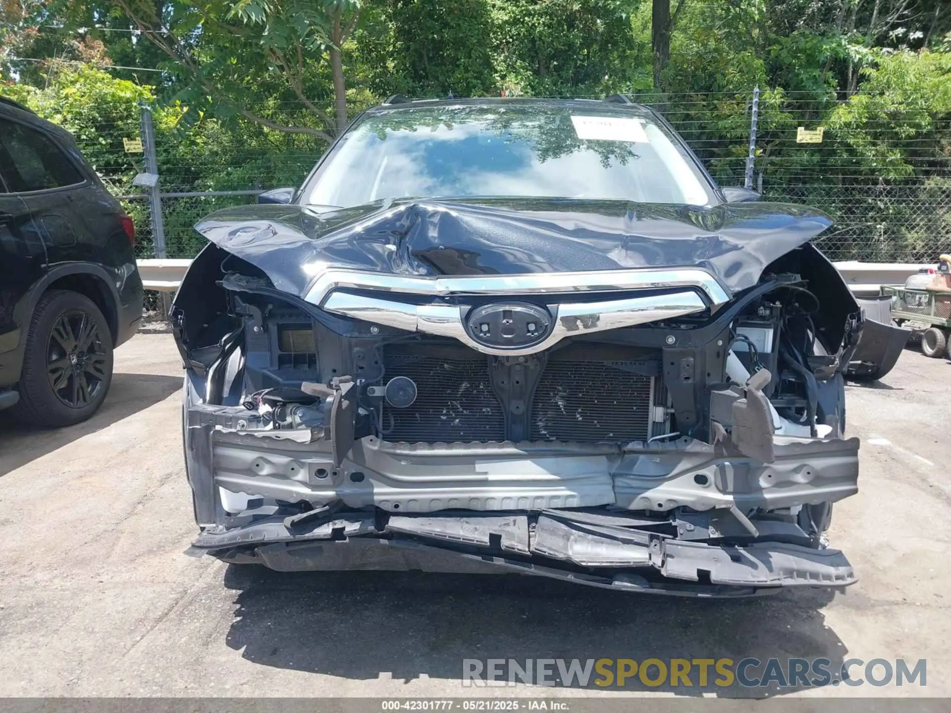 13 Photograph of a damaged car JF2SKAUC6LH564319 SUBARU FORESTER 2020