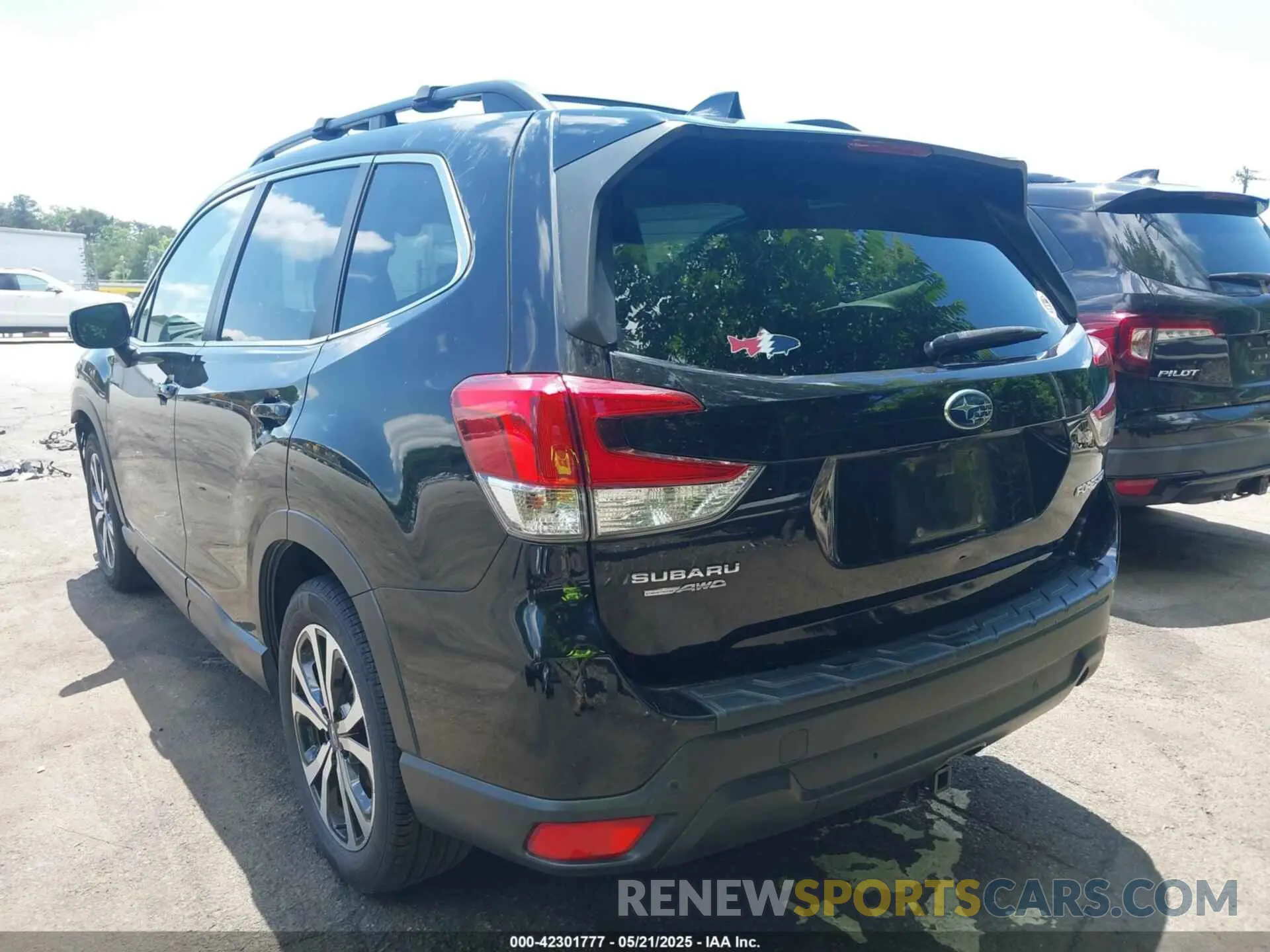 3 Photograph of a damaged car JF2SKAUC6LH564319 SUBARU FORESTER 2020