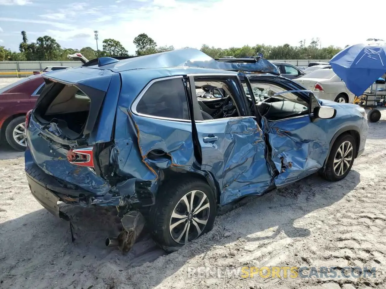 3 Photograph of a damaged car JF2SKAUC7LH562952 SUBARU FORESTER 2020