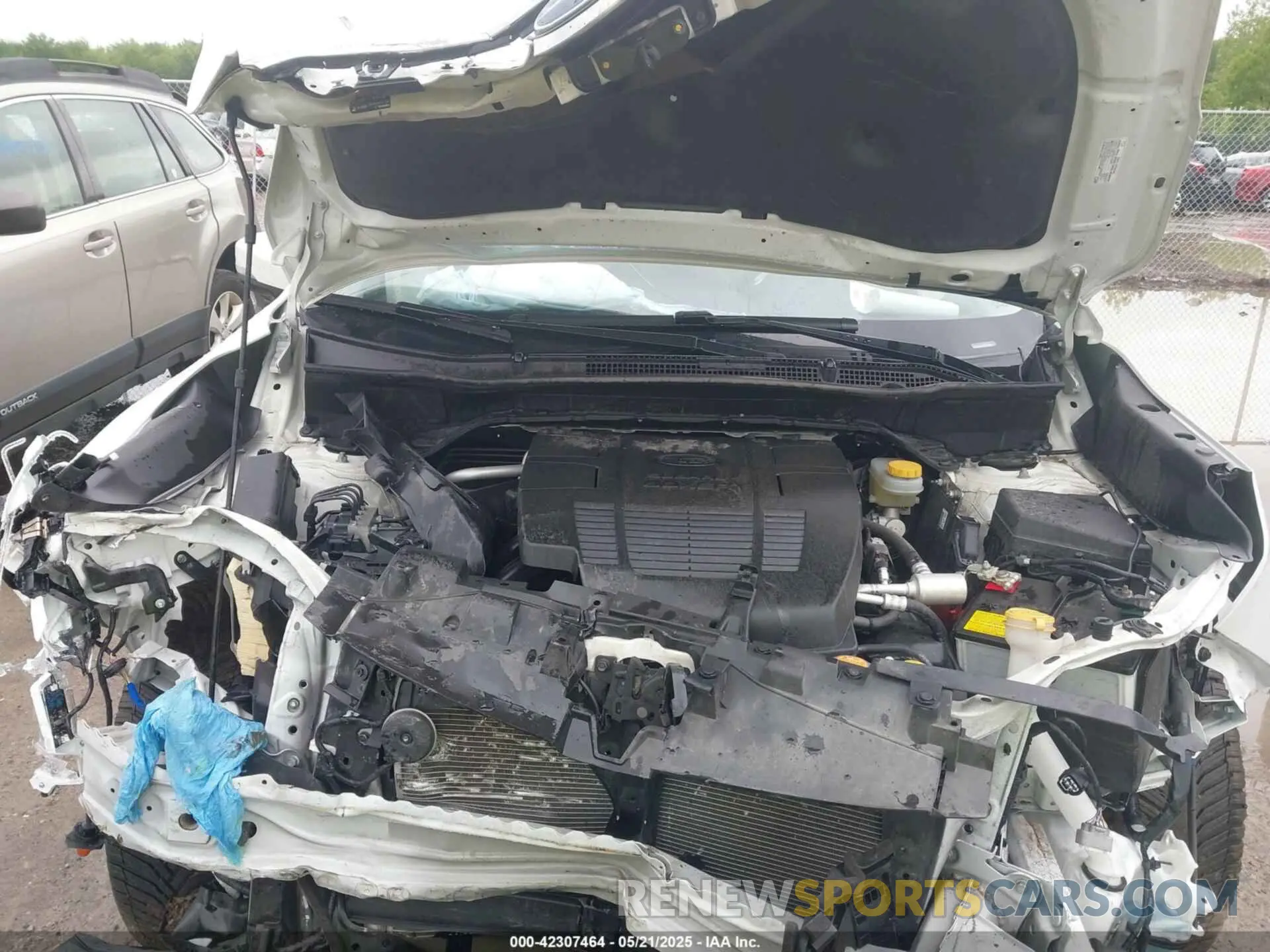 10 Photograph of a damaged car JF2SKAUC9LH581969 SUBARU FORESTER 2020