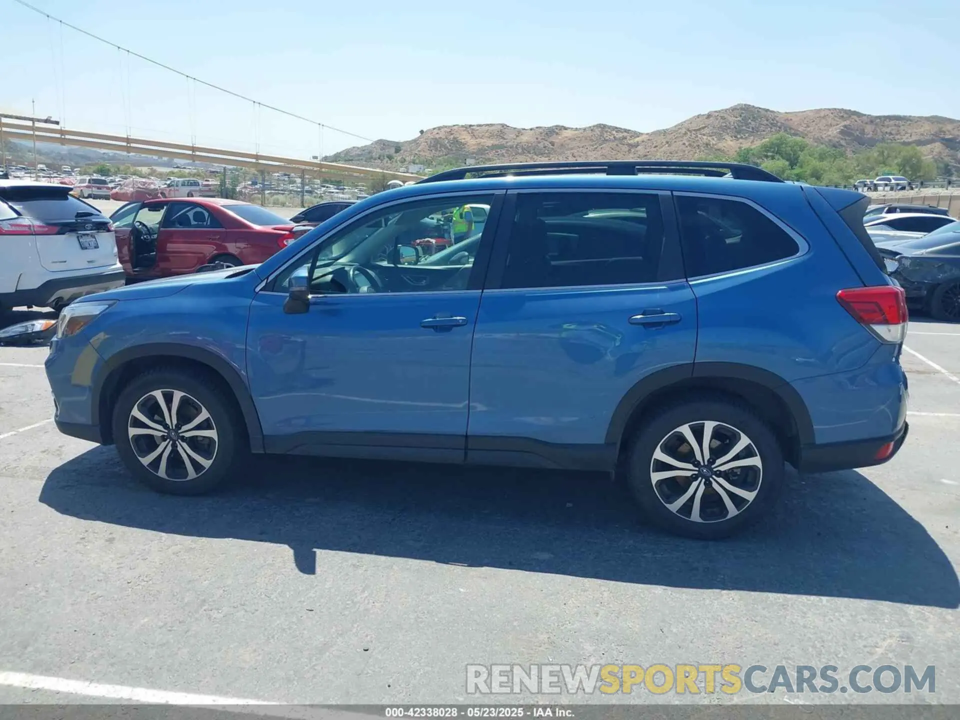 14 Photograph of a damaged car JF2SKAUCXLH436925 SUBARU FORESTER 2020