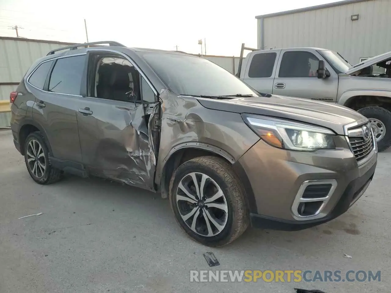 4 Photograph of a damaged car JF2SKAUCXLH581690 SUBARU FORESTER 2020