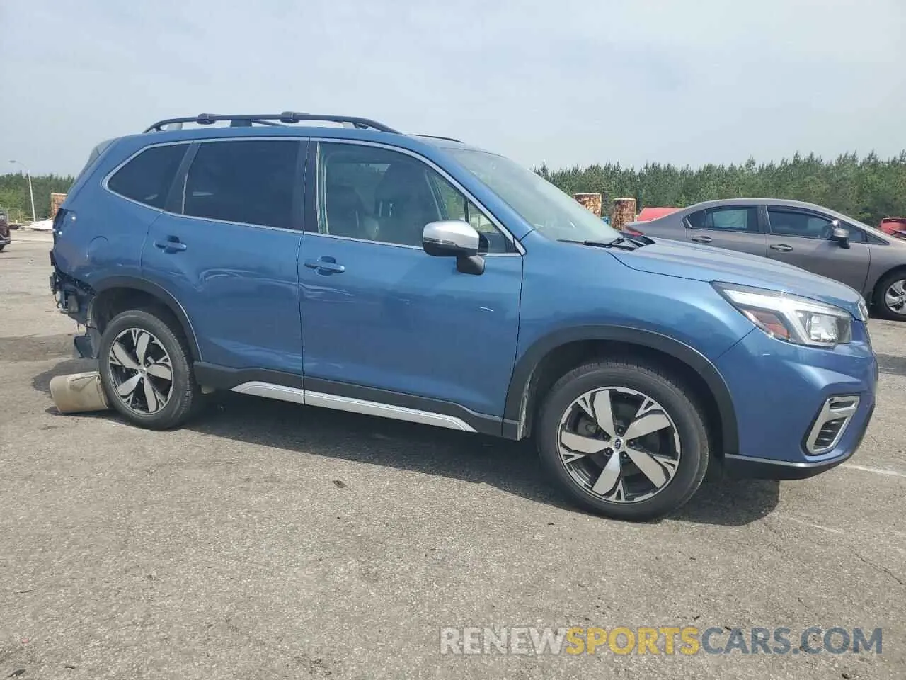 4 Photograph of a damaged car JF2SKAXC0LH551173 SUBARU FORESTER 2020