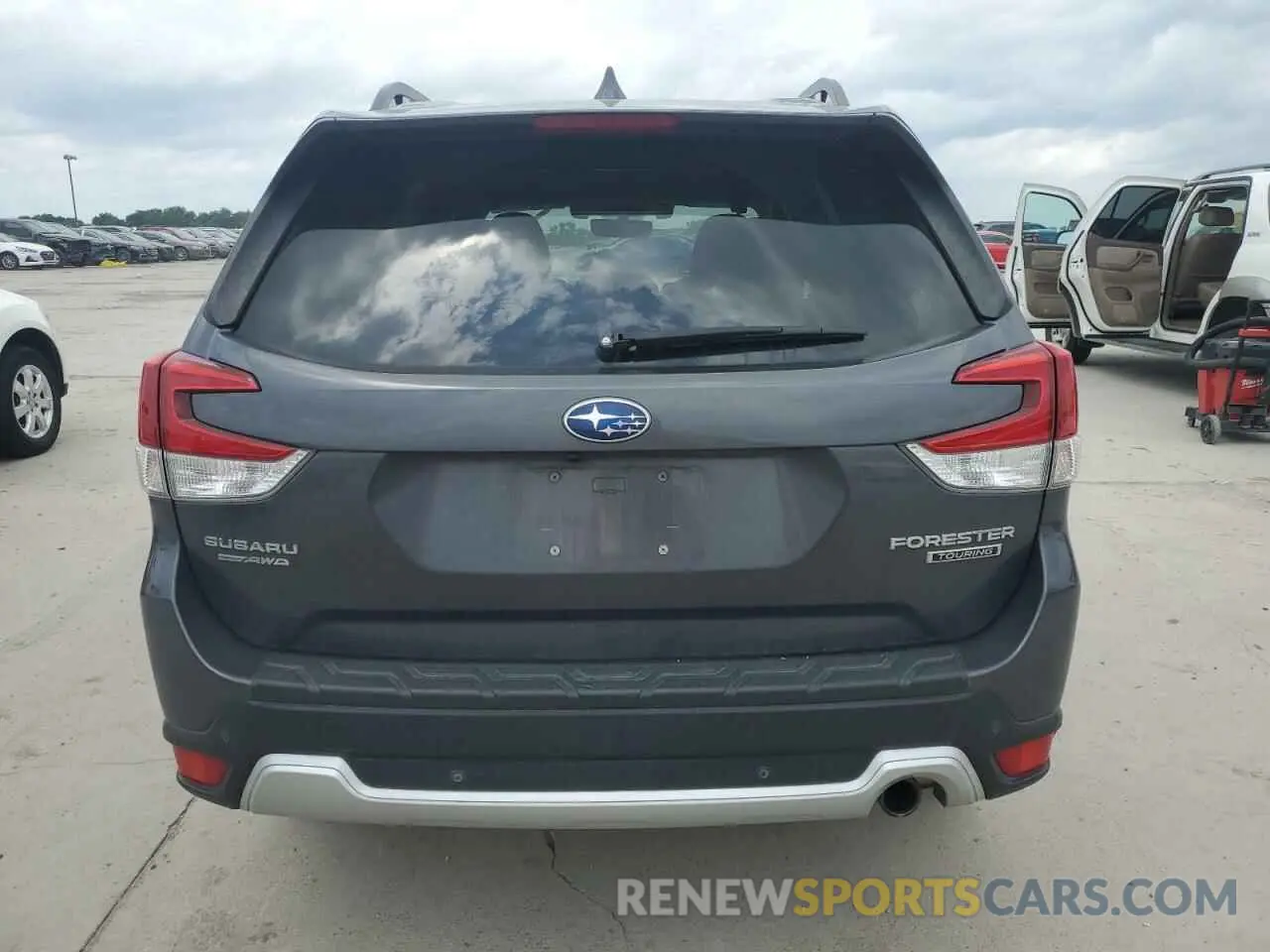 6 Photograph of a damaged car JF2SKAXC0LH601960 SUBARU FORESTER 2020