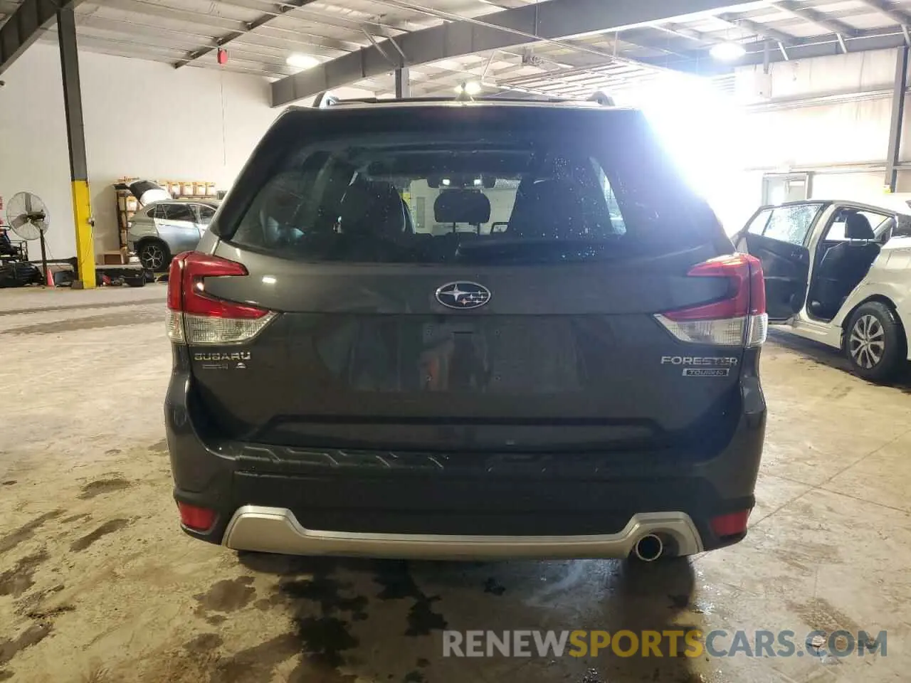 6 Photograph of a damaged car JF2SKAXC1LH567074 SUBARU FORESTER 2020