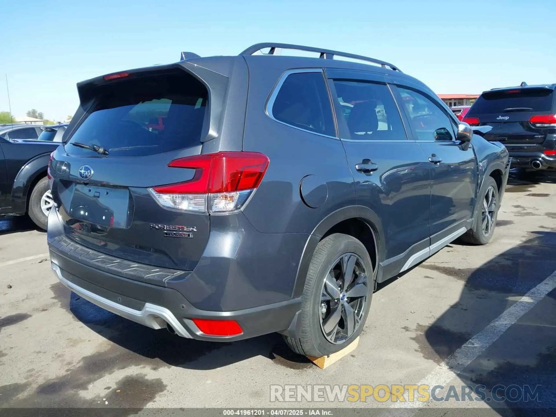 4 Photograph of a damaged car JF2SKAXC1LH590256 SUBARU FORESTER 2020