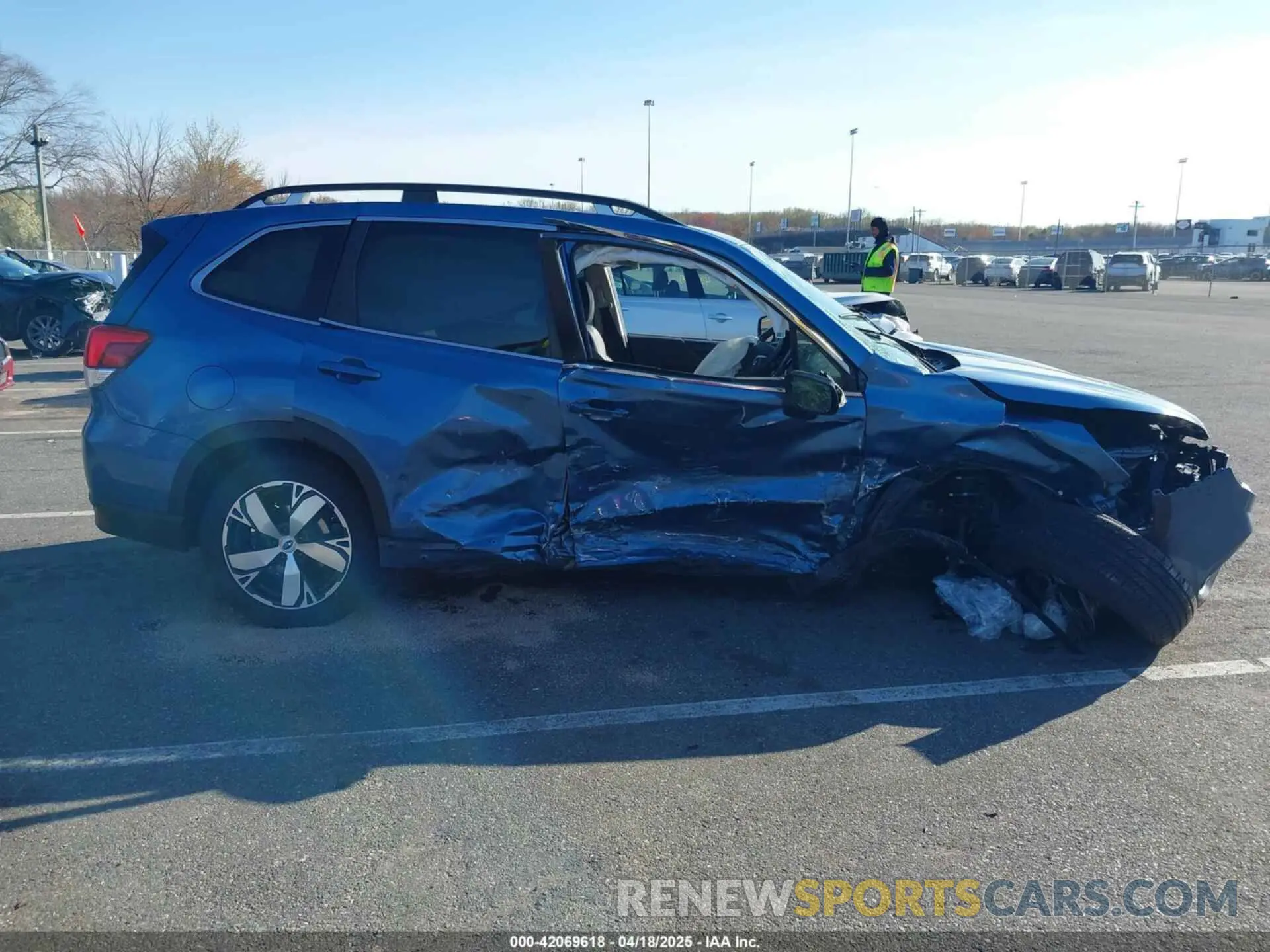 13 Photograph of a damaged car JF2SKAXC2LH495401 SUBARU FORESTER 2020