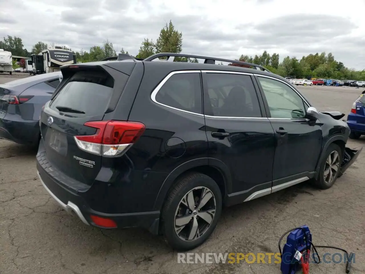 3 Photograph of a damaged car JF2SKAXC2LH589567 SUBARU FORESTER 2020