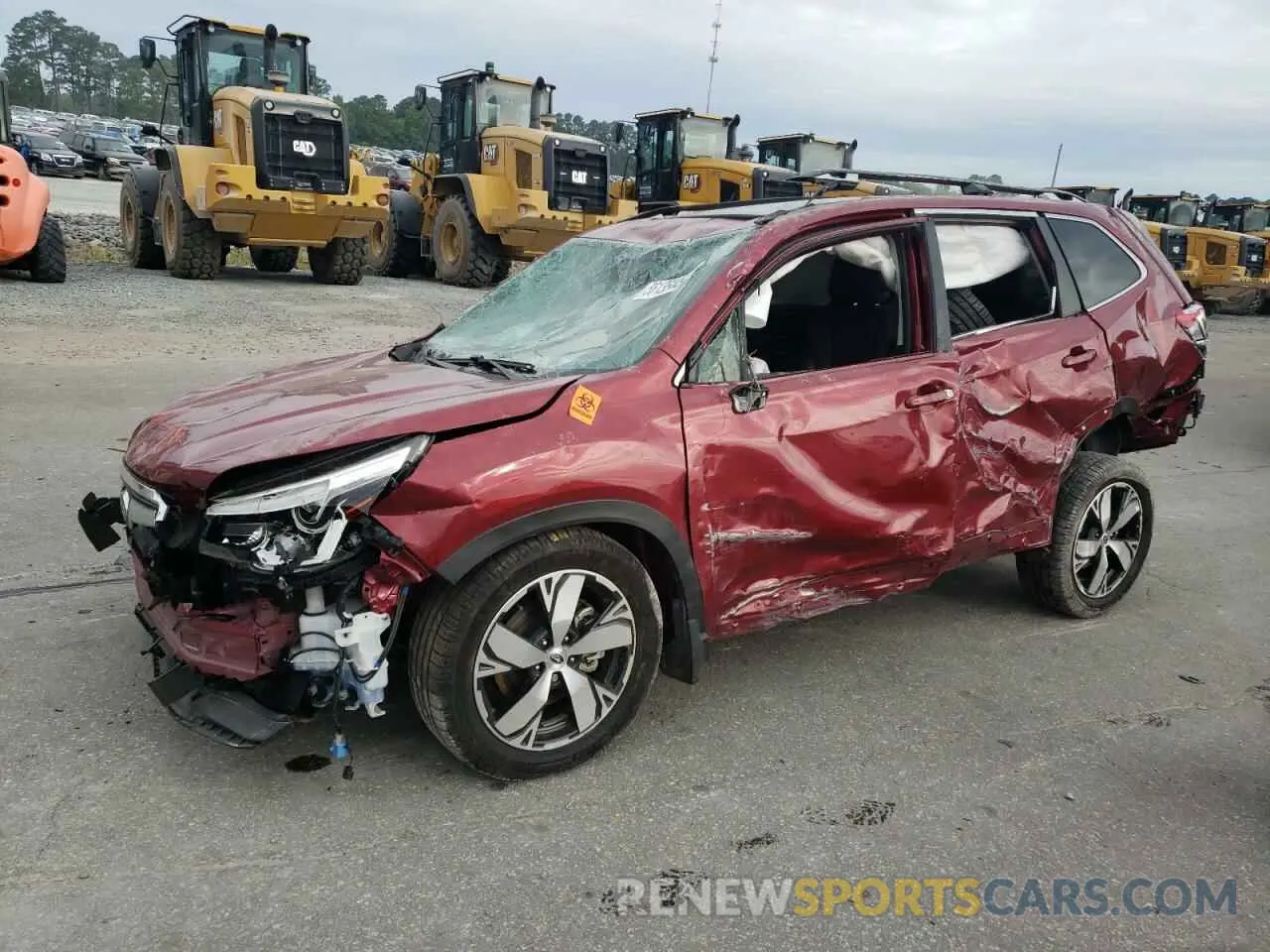 1 Photograph of a damaged car JF2SKAXC3LH601113 SUBARU FORESTER 2020