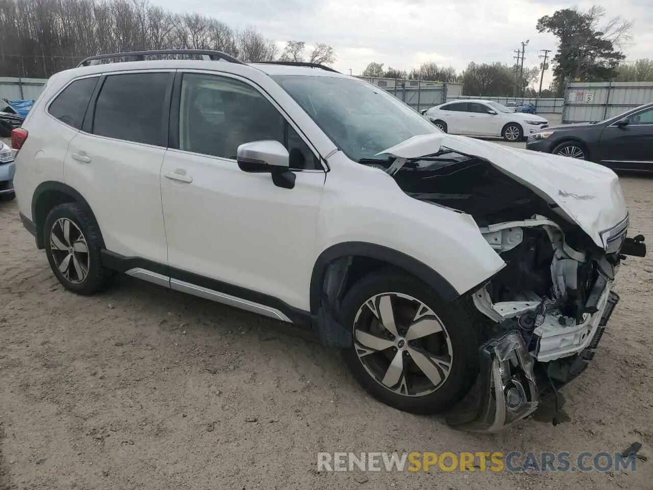 4 Photograph of a damaged car JF2SKAXC6LH525287 SUBARU FORESTER 2020