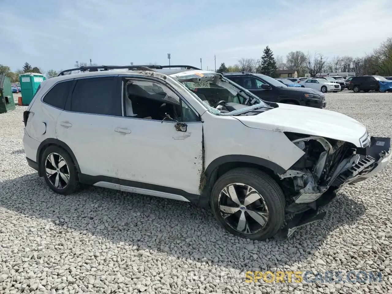 4 Photograph of a damaged car JF2SKAXCXLH581880 SUBARU FORESTER 2020
