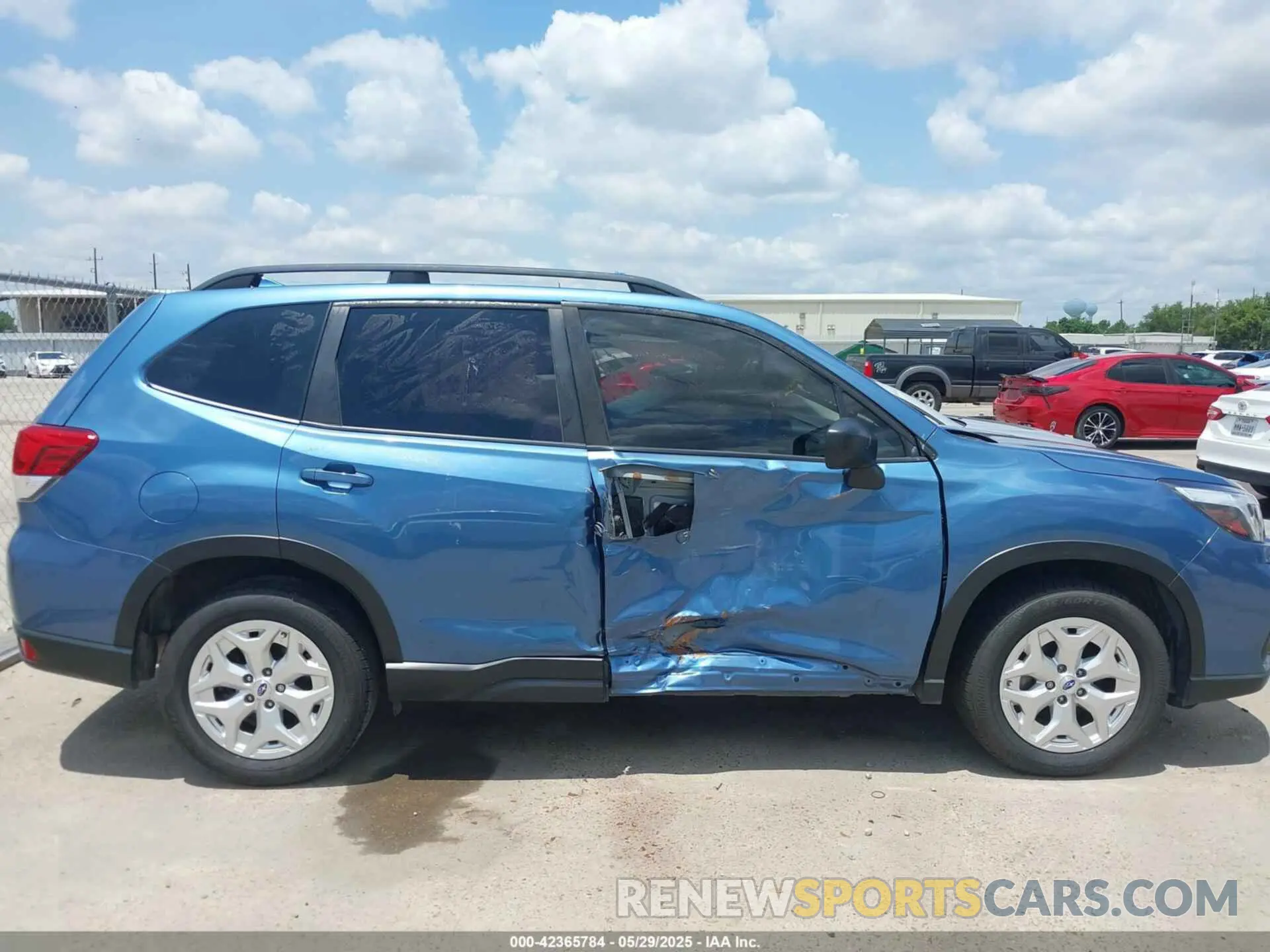 14 Photograph of a damaged car JF2SKADC0MH481552 SUBARU FORESTER 2021