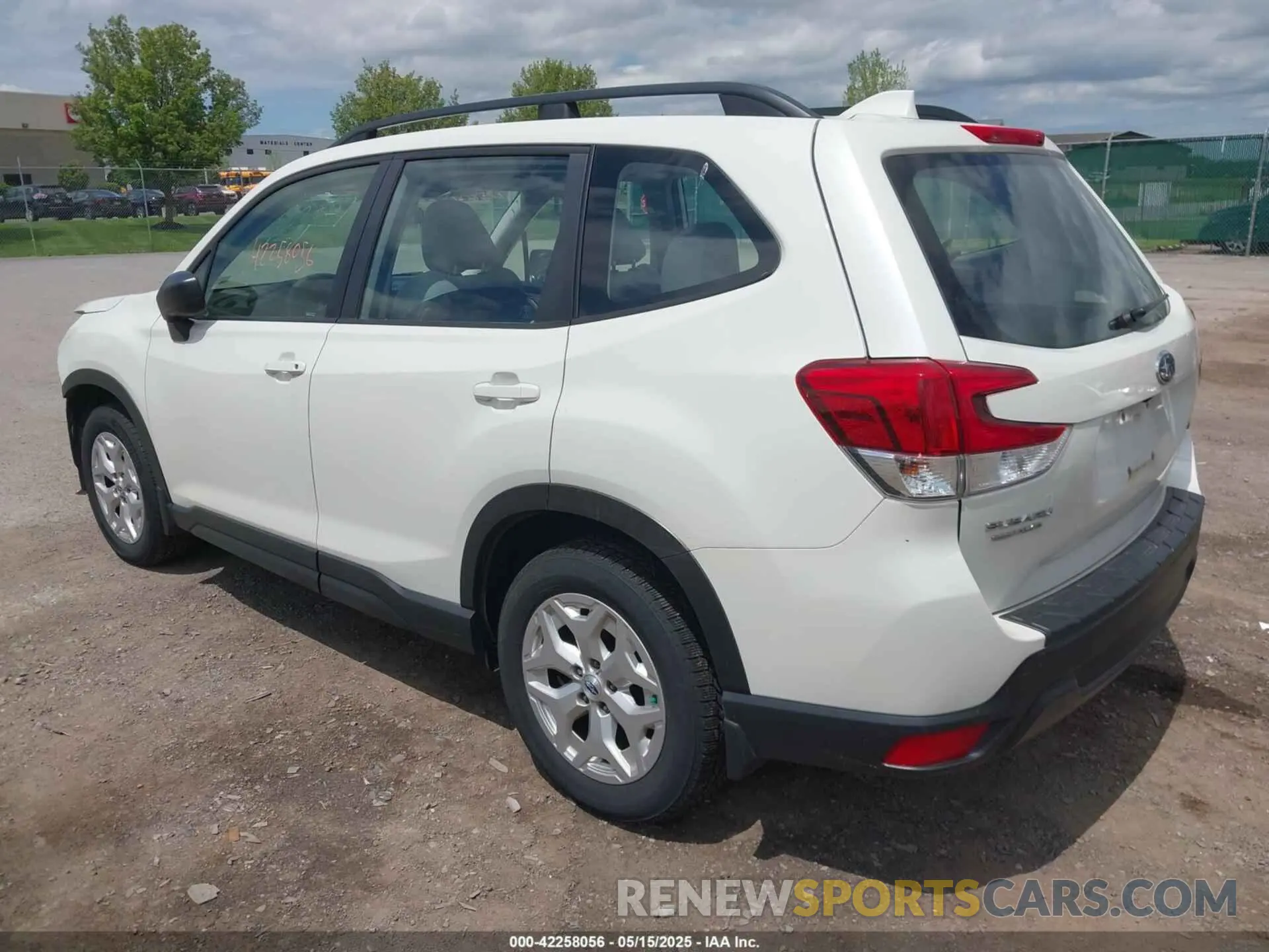 3 Photograph of a damaged car JF2SKADC3MH480153 SUBARU FORESTER 2021