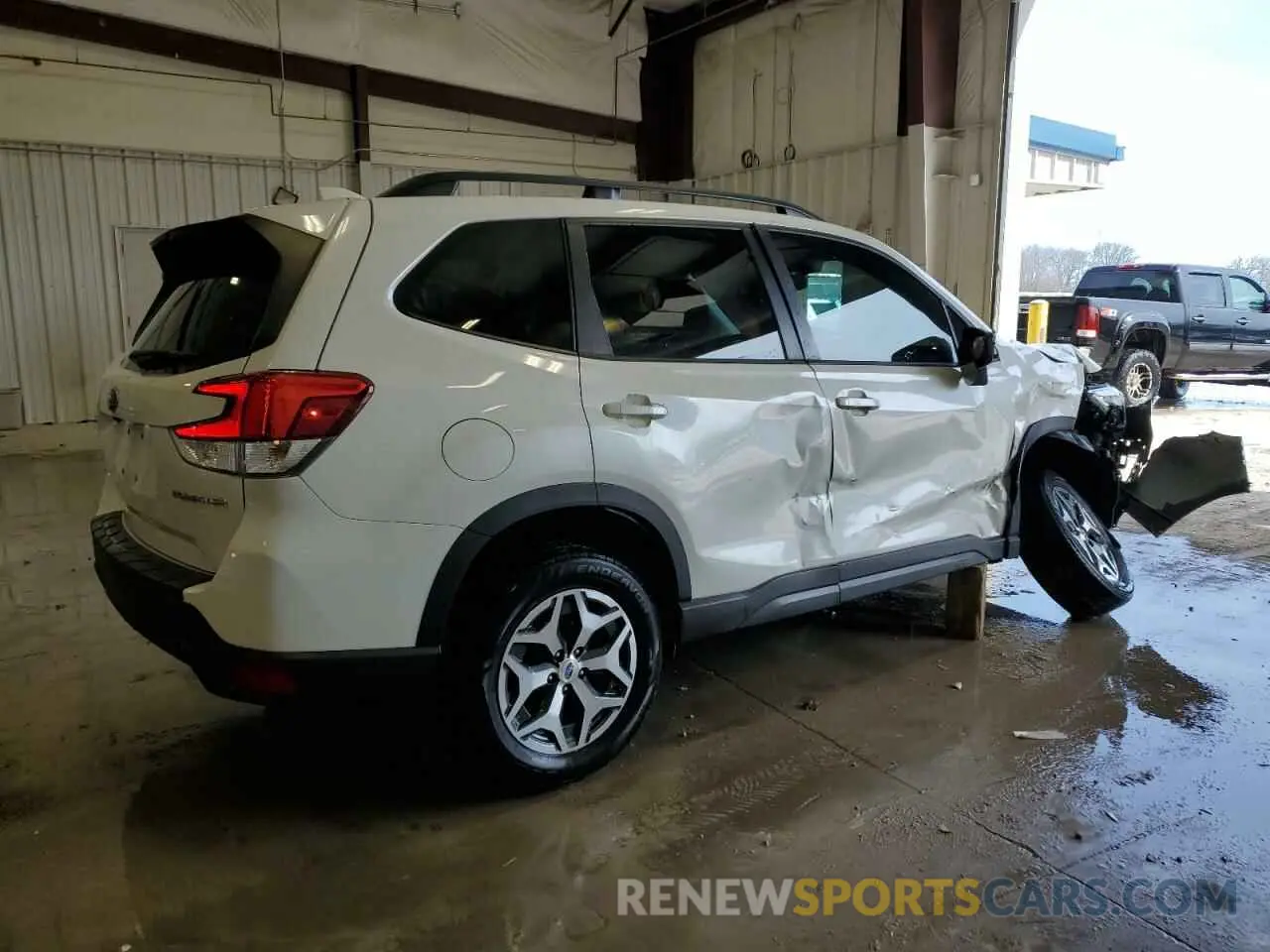 3 Photograph of a damaged car JF2SKAFC1MH406193 SUBARU FORESTER 2021