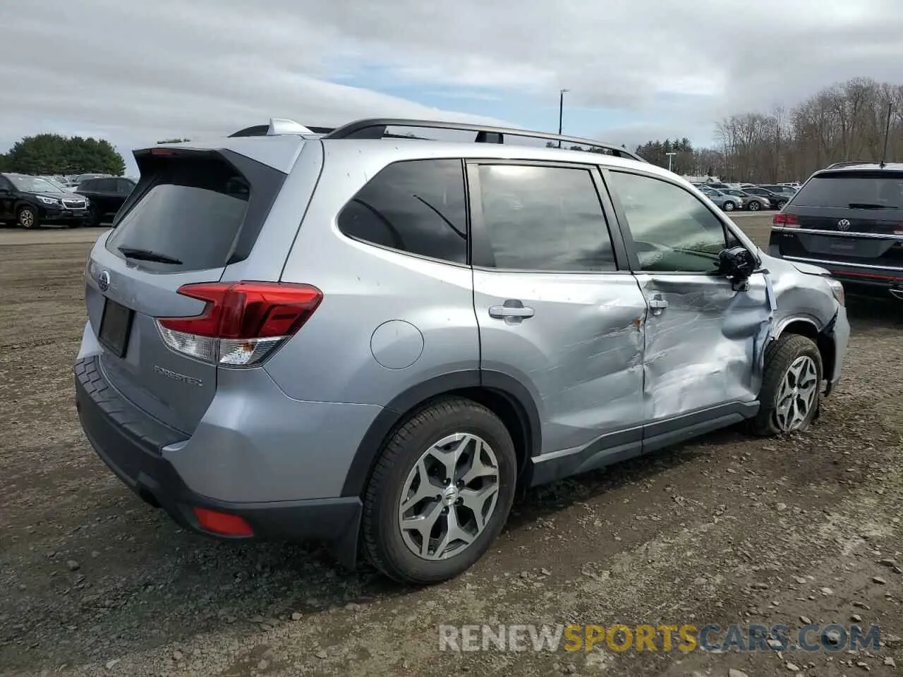 3 Photograph of a damaged car JF2SKAFC4MH421349 SUBARU FORESTER 2021