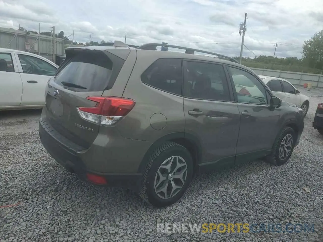 3 Photograph of a damaged car JF2SKAFC5MH433817 SUBARU FORESTER 2021