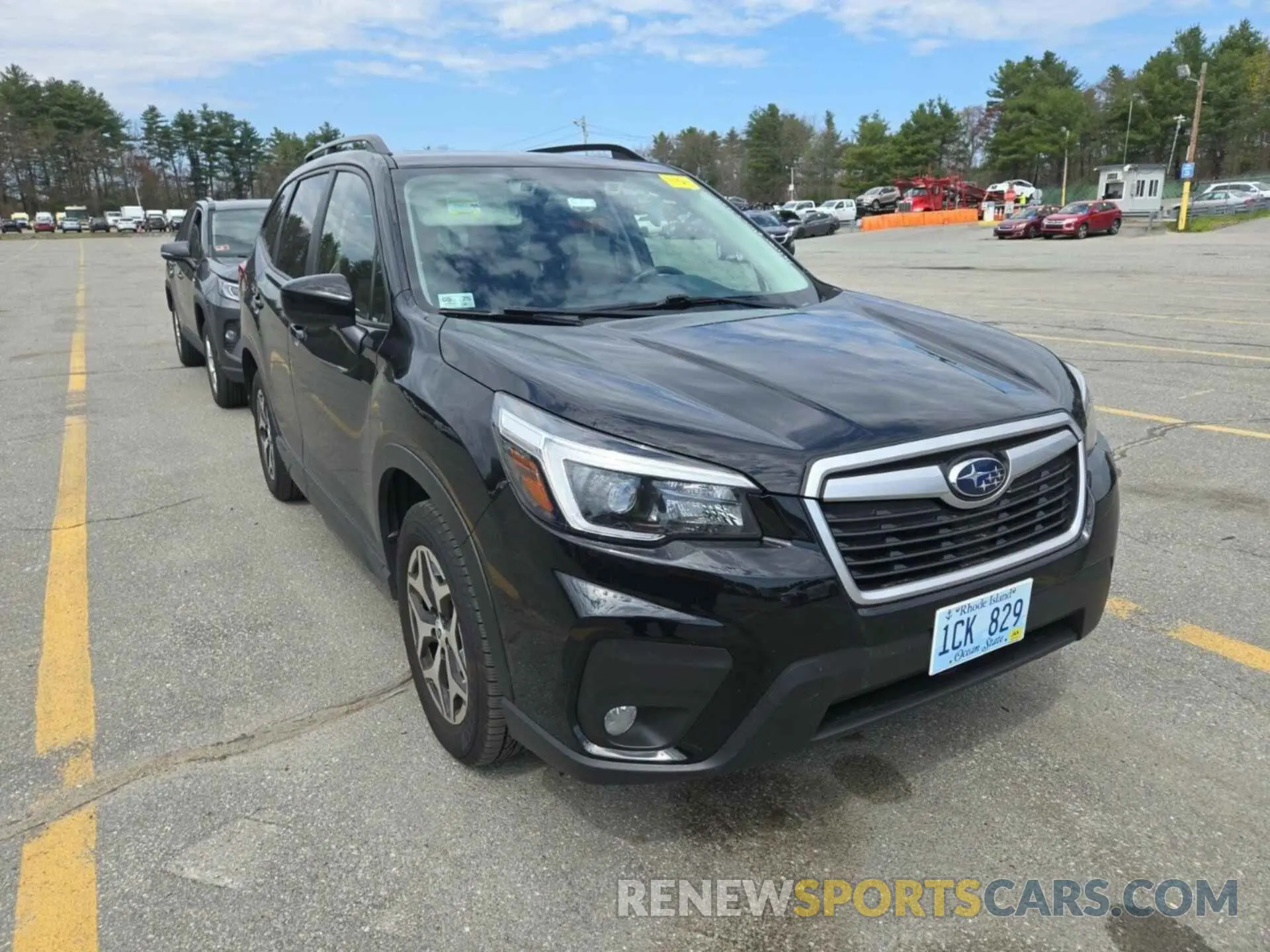 36 Photograph of a damaged car JF2SKAFC6MH439027 SUBARU FORESTER 2021