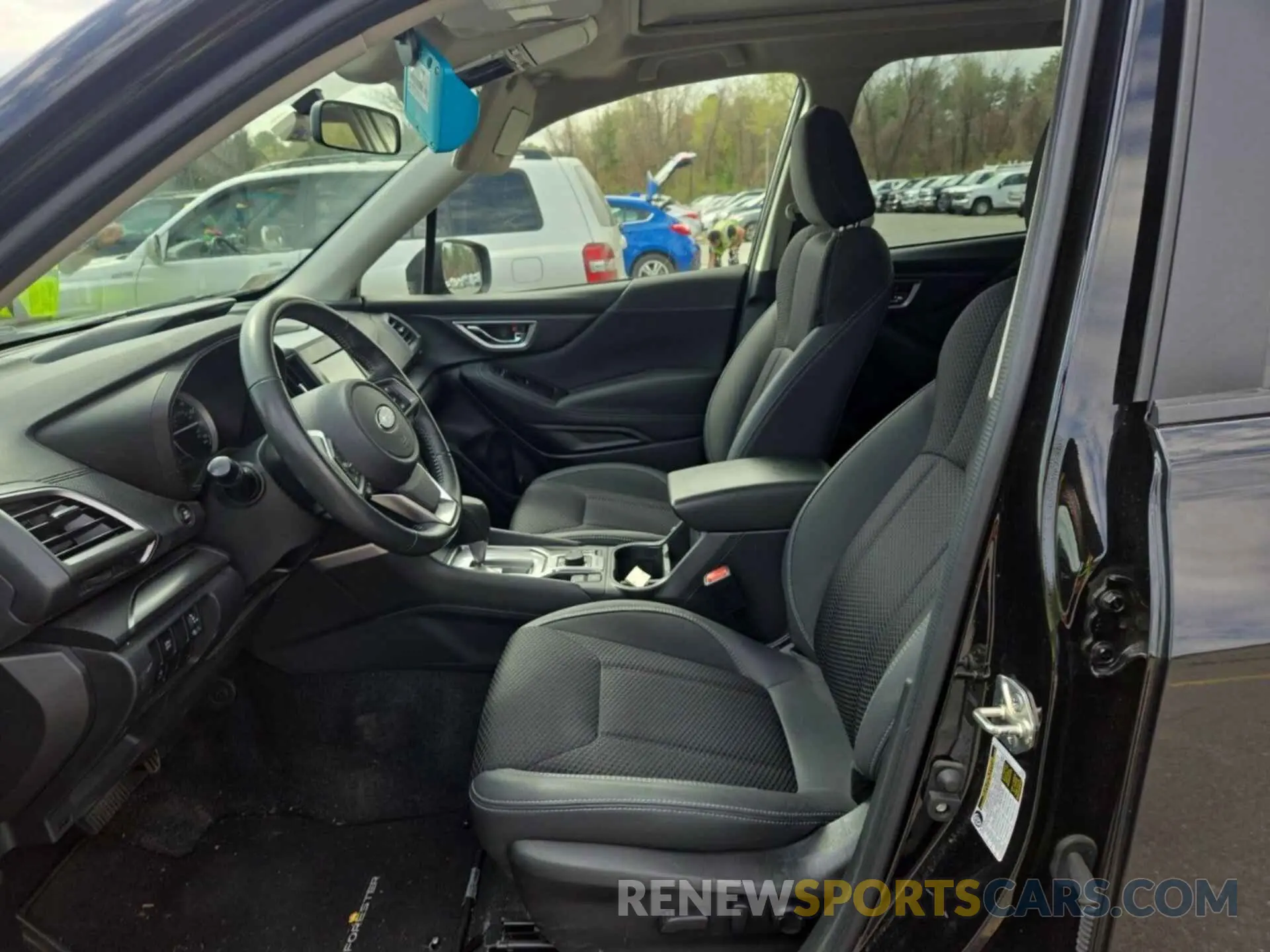 44 Photograph of a damaged car JF2SKAFC6MH439027 SUBARU FORESTER 2021