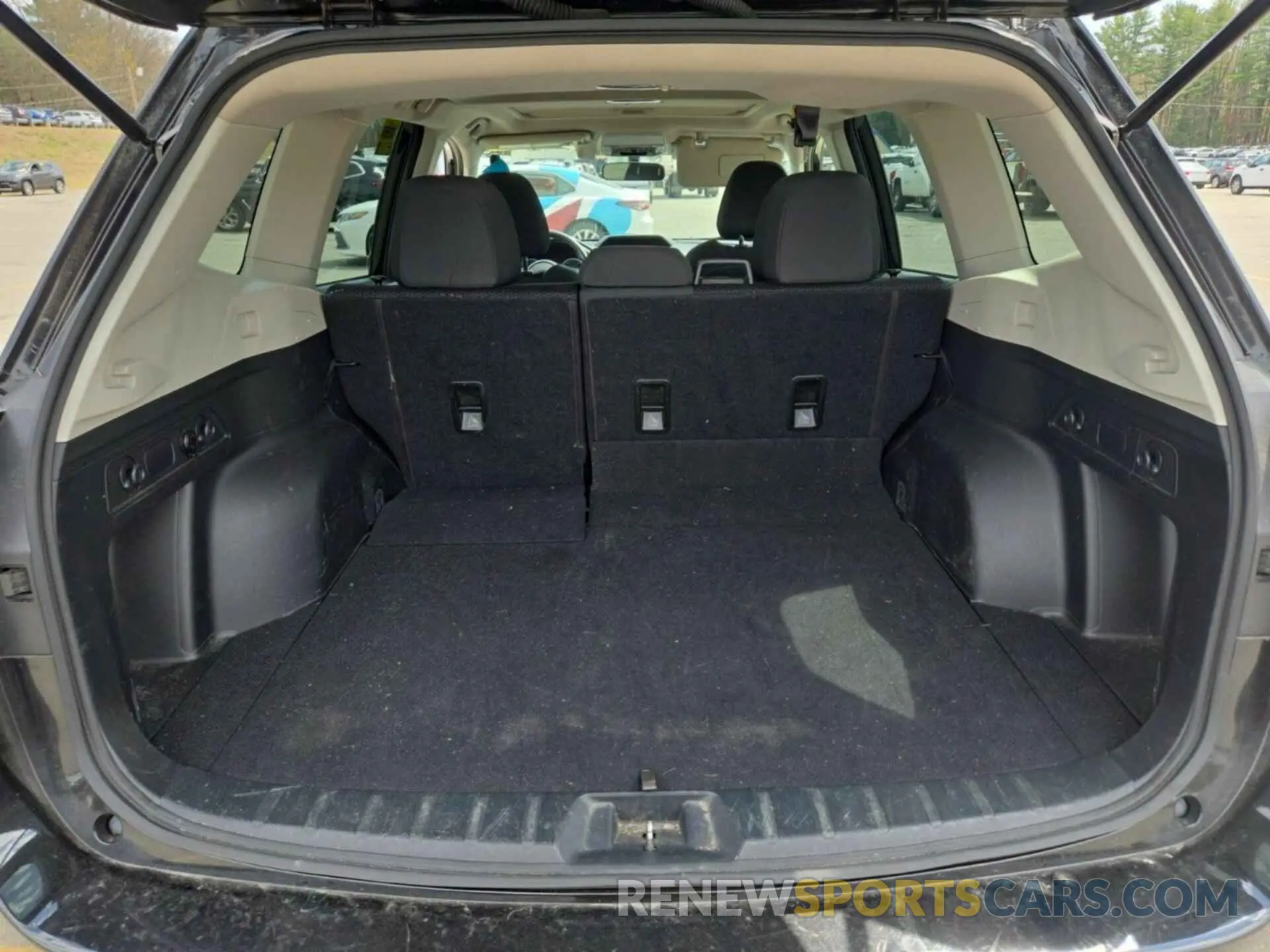 46 Photograph of a damaged car JF2SKAFC6MH439027 SUBARU FORESTER 2021