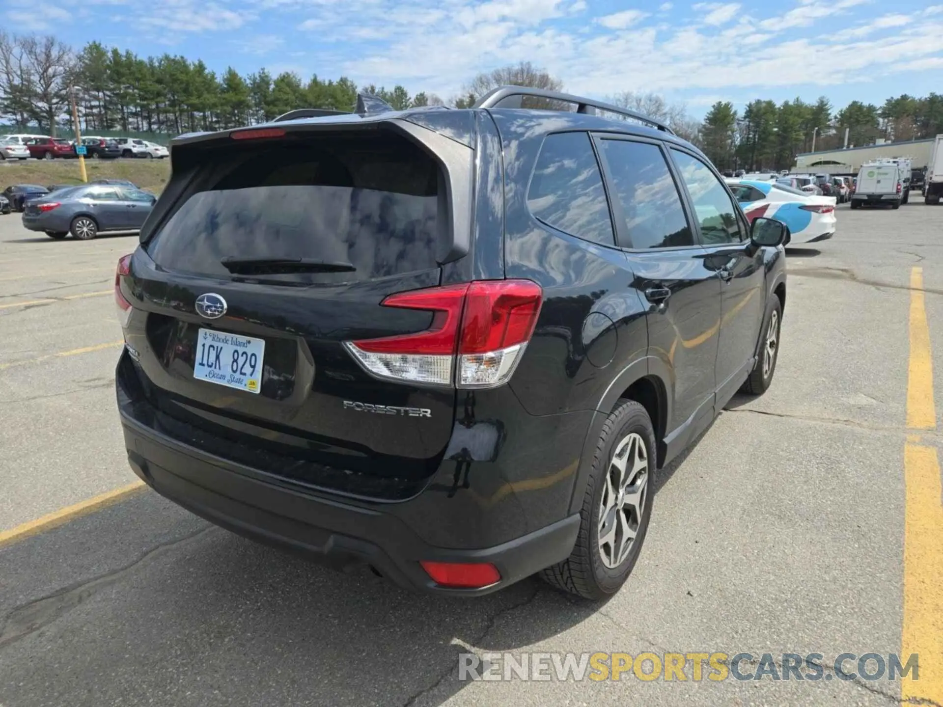 8 Photograph of a damaged car JF2SKAFC6MH439027 SUBARU FORESTER 2021