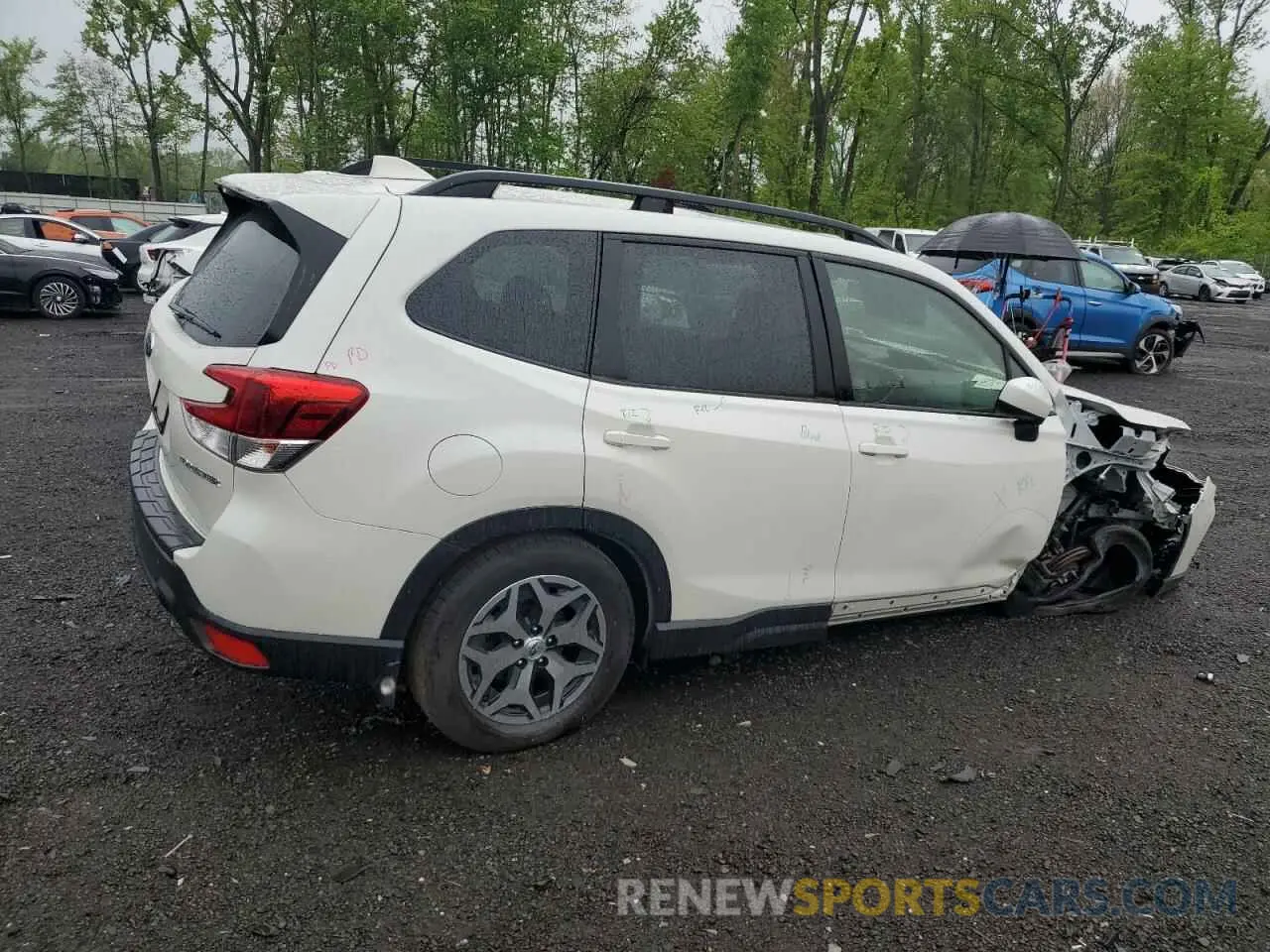3 Photograph of a damaged car JF2SKAJC3MH591130 SUBARU FORESTER 2021