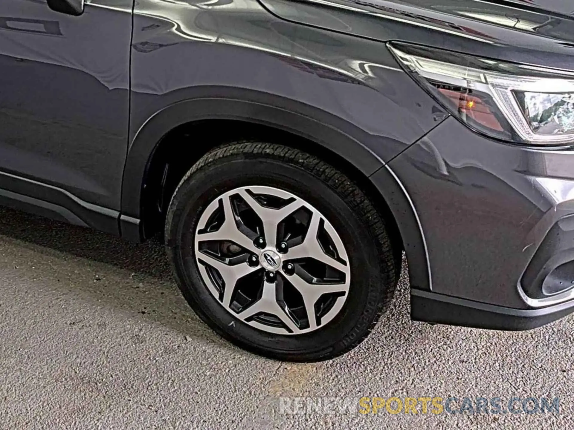 17 Photograph of a damaged car JF2SKAJC4MH588995 SUBARU FORESTER 2021