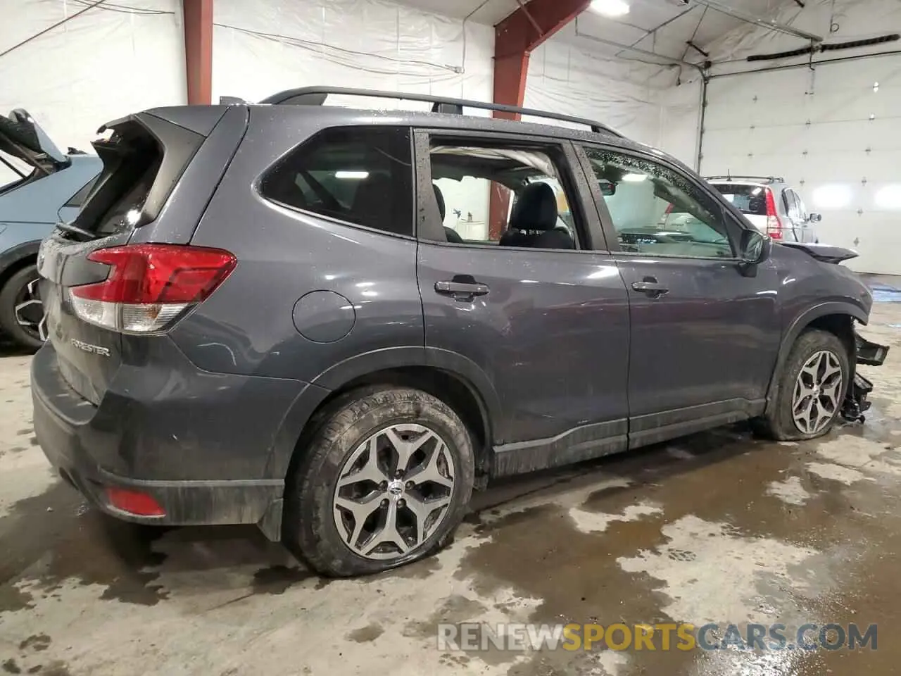 3 Photograph of a damaged car JF2SKAJC5MH411968 SUBARU FORESTER 2021